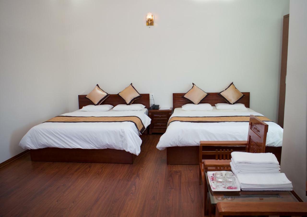 Hotel Nguyen Phuoc Plây Ku Exterior foto