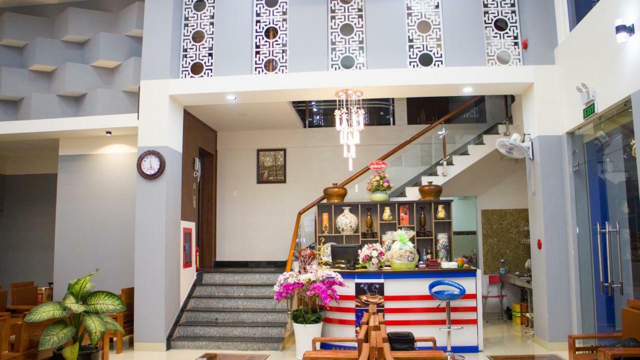 Hotel Nguyen Phuoc Plây Ku Exterior foto
